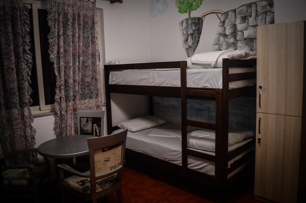 Arka Hostel Shkodër Buitenkant foto